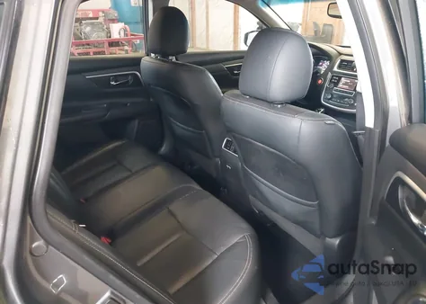 2017 Nissan Altima 2.5 Sl z USA, uszkodzony, nr VIN 1N4AL3APXHC282897